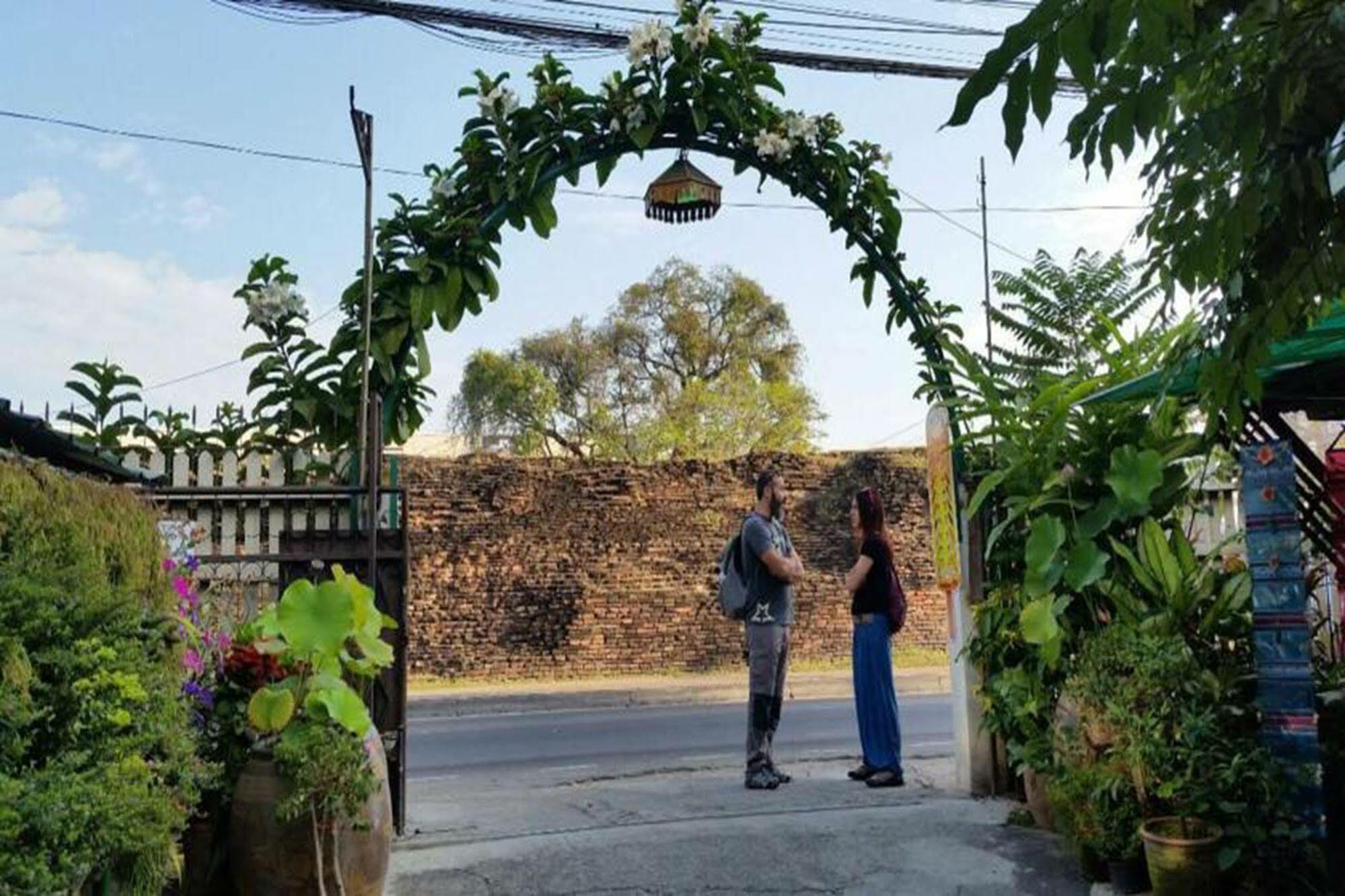 Siriwan Guesthouse Chiang Mai Extérieur photo