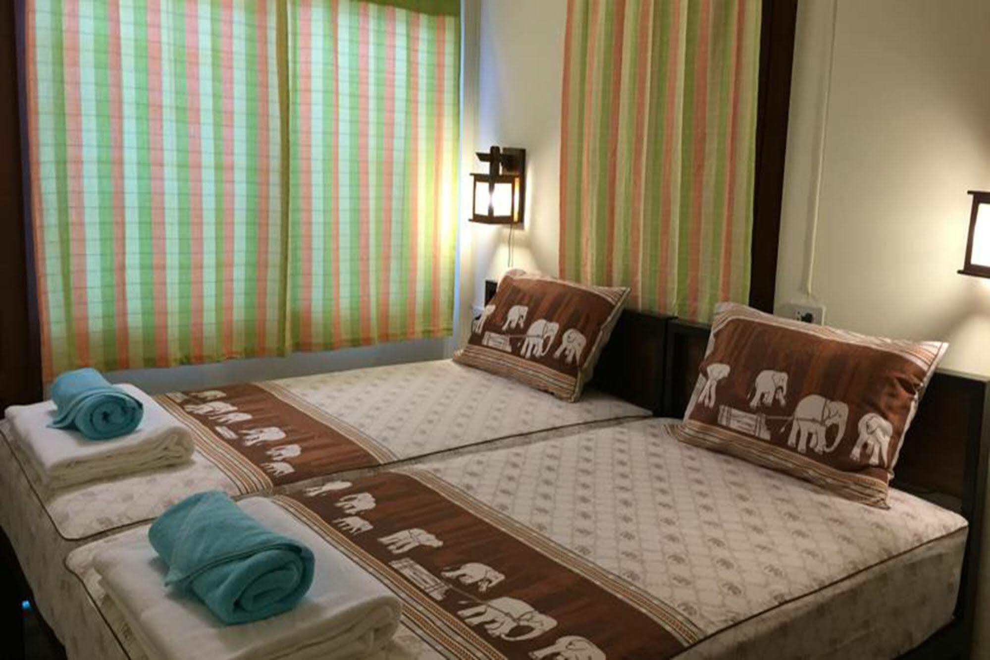 Siriwan Guesthouse Chiang Mai Extérieur photo